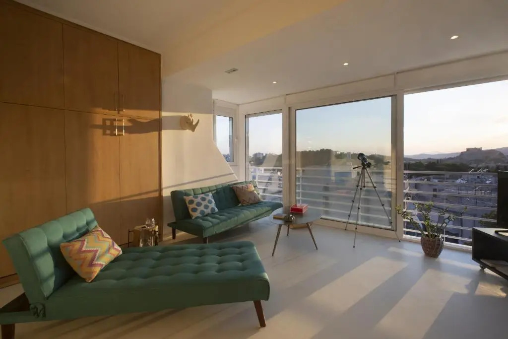 Acropolis Apartments