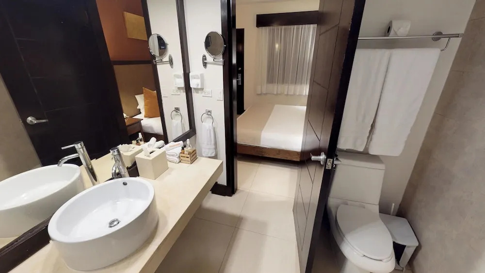 Aldea Thai 1132 2 Bedrooms by RedAwning