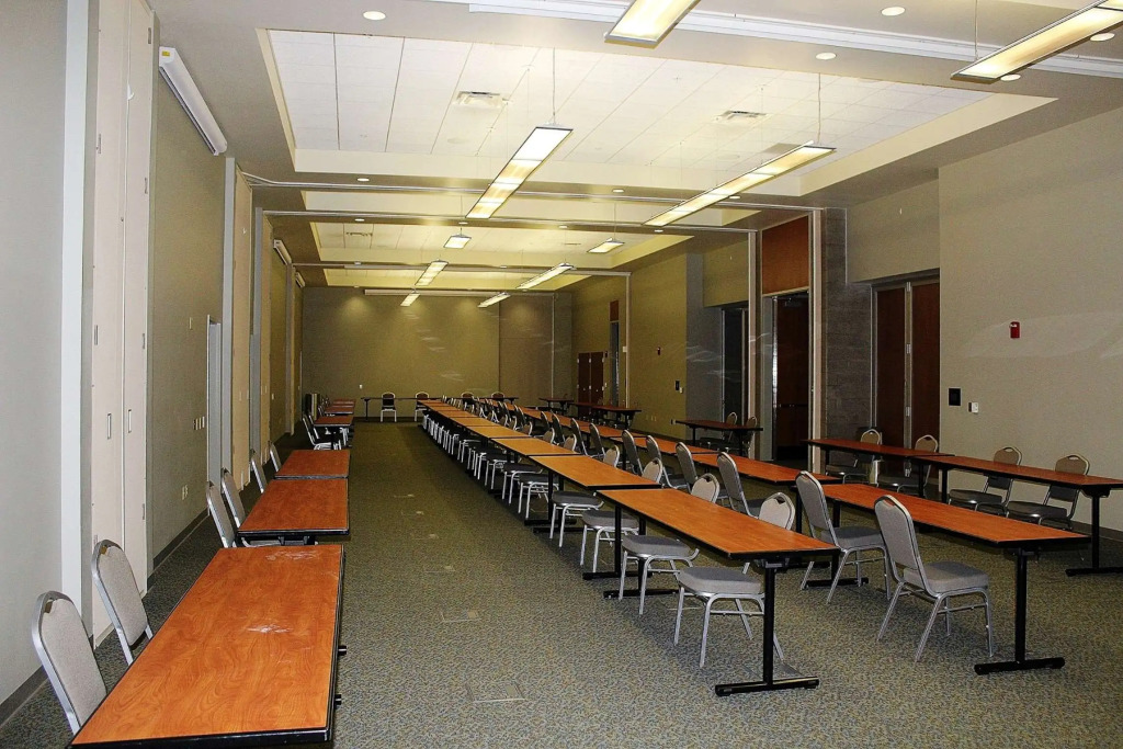 Hampton Inn & Suites California University-Pittsburgh