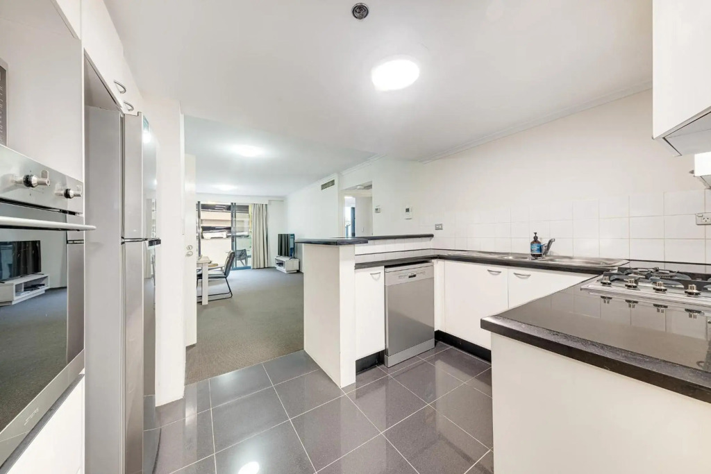 KOZYGURU Sydney CBD Best Location 1 Bed APT NHA317-502A
