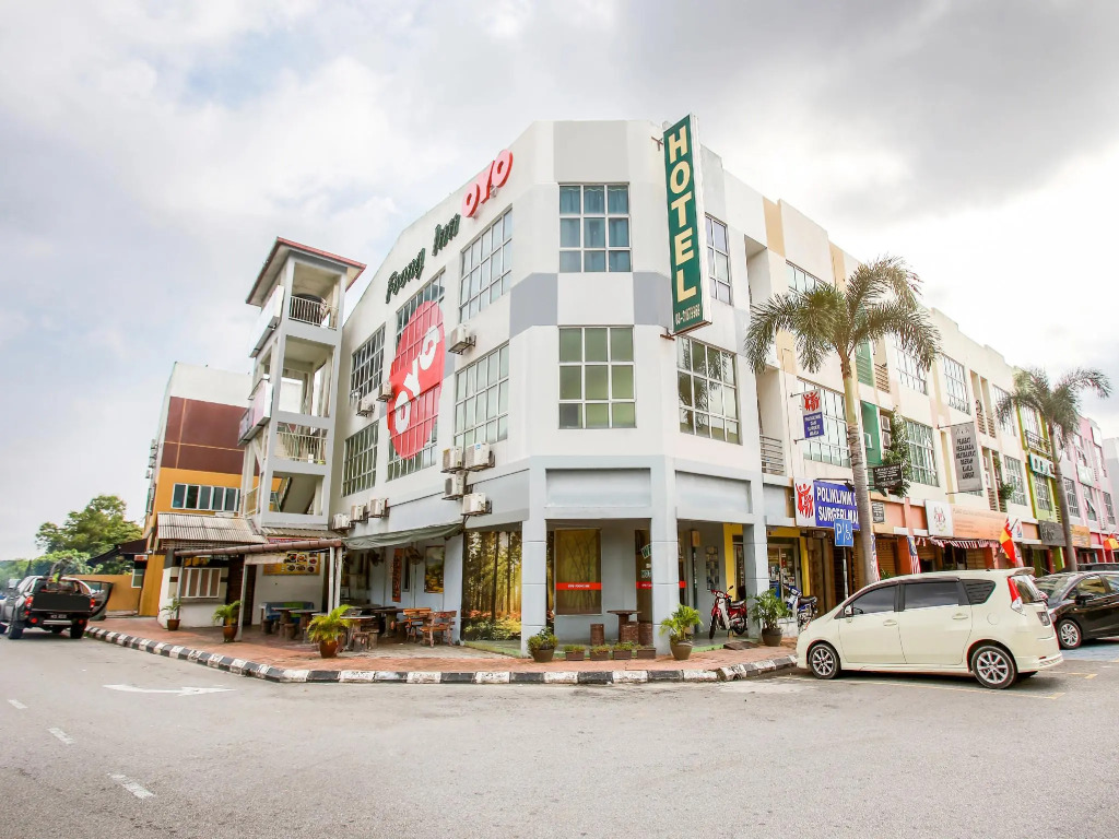 OYO 89590 Hotel Foong Inn