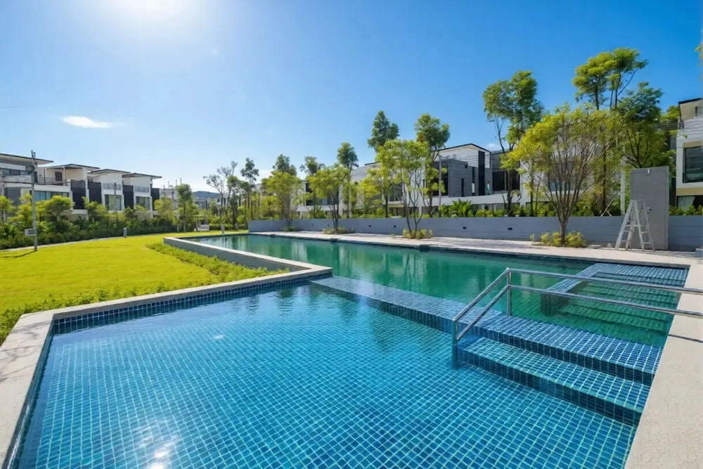 Spacious 3bd Townhouse in Laguna park