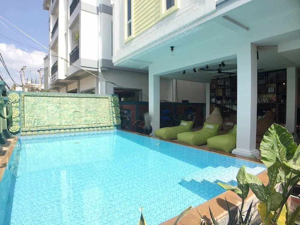 LOTUS SERENITY Hostel