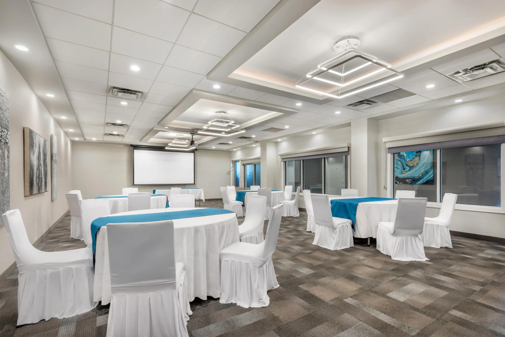 Executive Residency by Best Western Calgary City View North