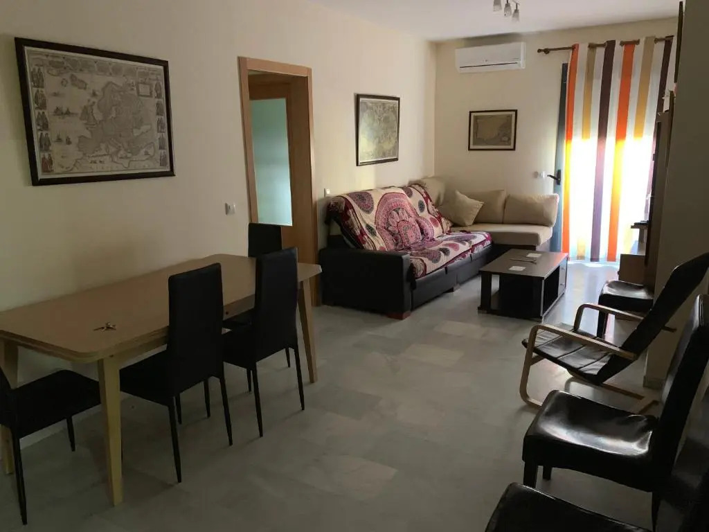 Precioso Apartamento 1 dormitorio 1 Room con Piscina junto al mar