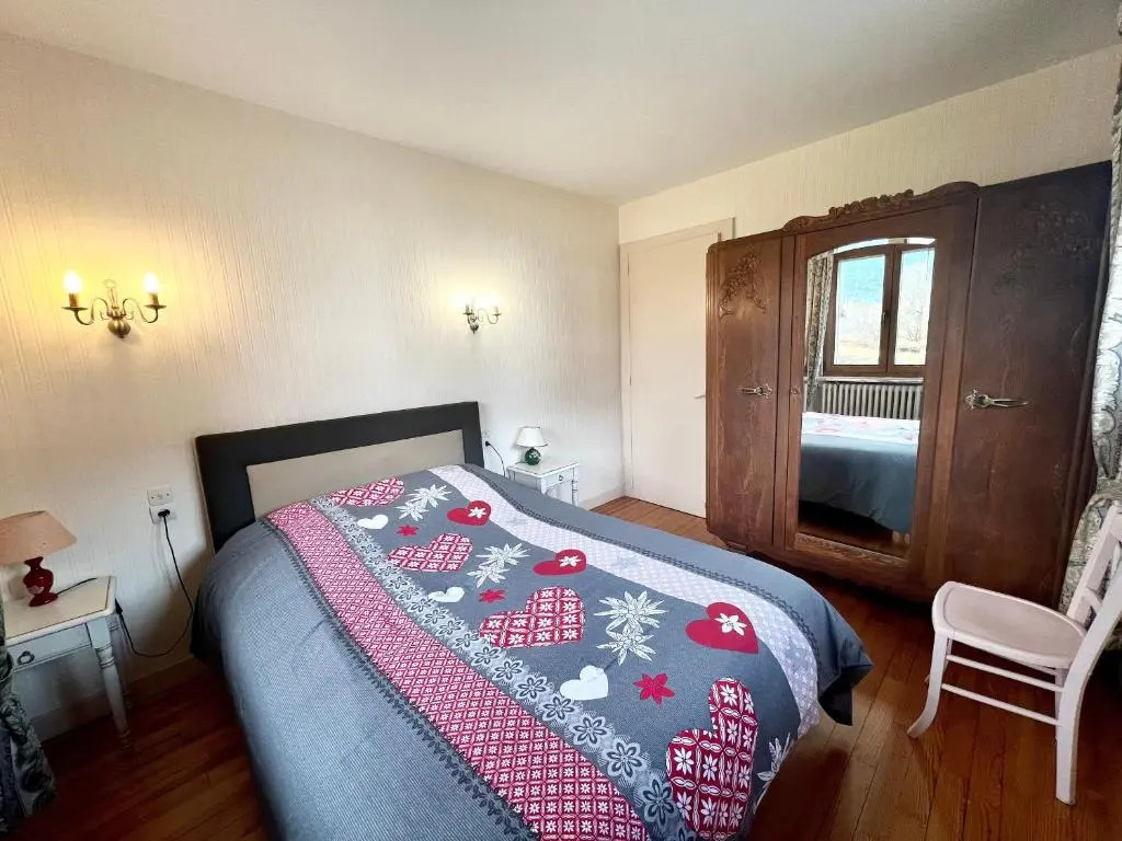 Gîte spacieux à Saulxures-sur-Moselotte: proche lac, pistes de ski, équipements bébé, animaux acceptés - FR-1-589-145