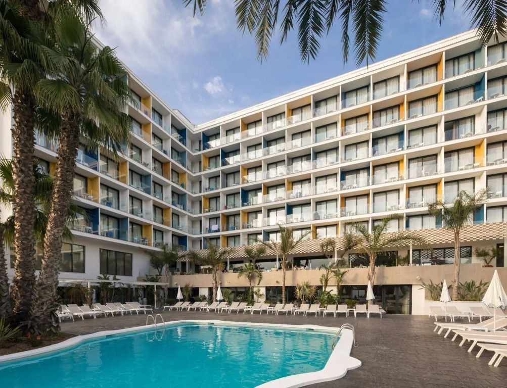 AQUA Hotel Silhouette & Spa