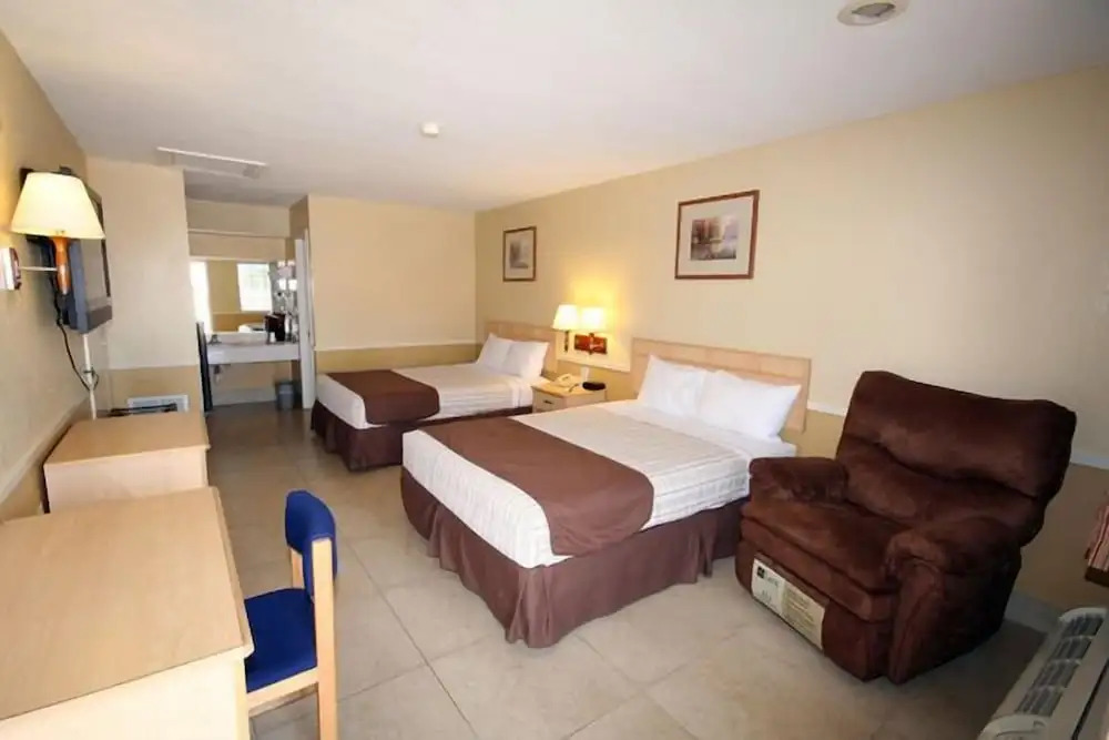 Edinburg Executive Inn