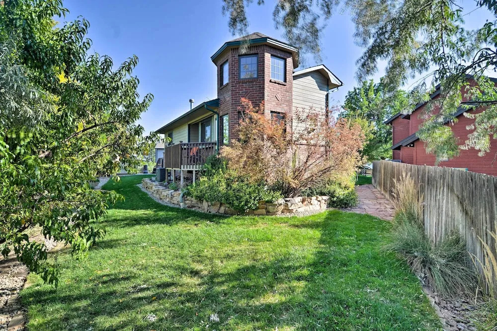 Loveland Guest House w/ Balcony by Boyd Lake