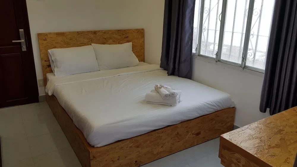 White House Hostel