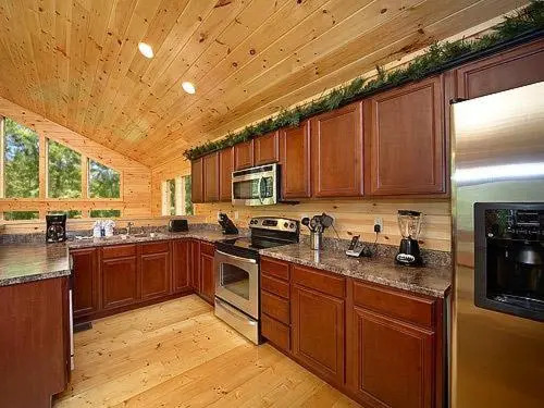 Hot Tub Game Room Romantic