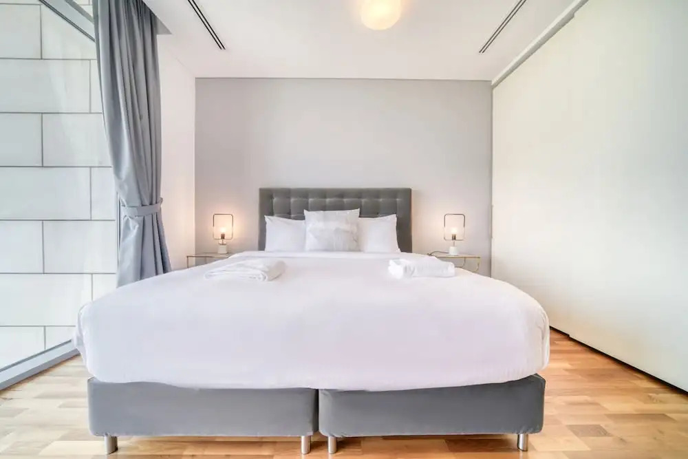 Prime Difc Duplex With Iconic Skyline Views