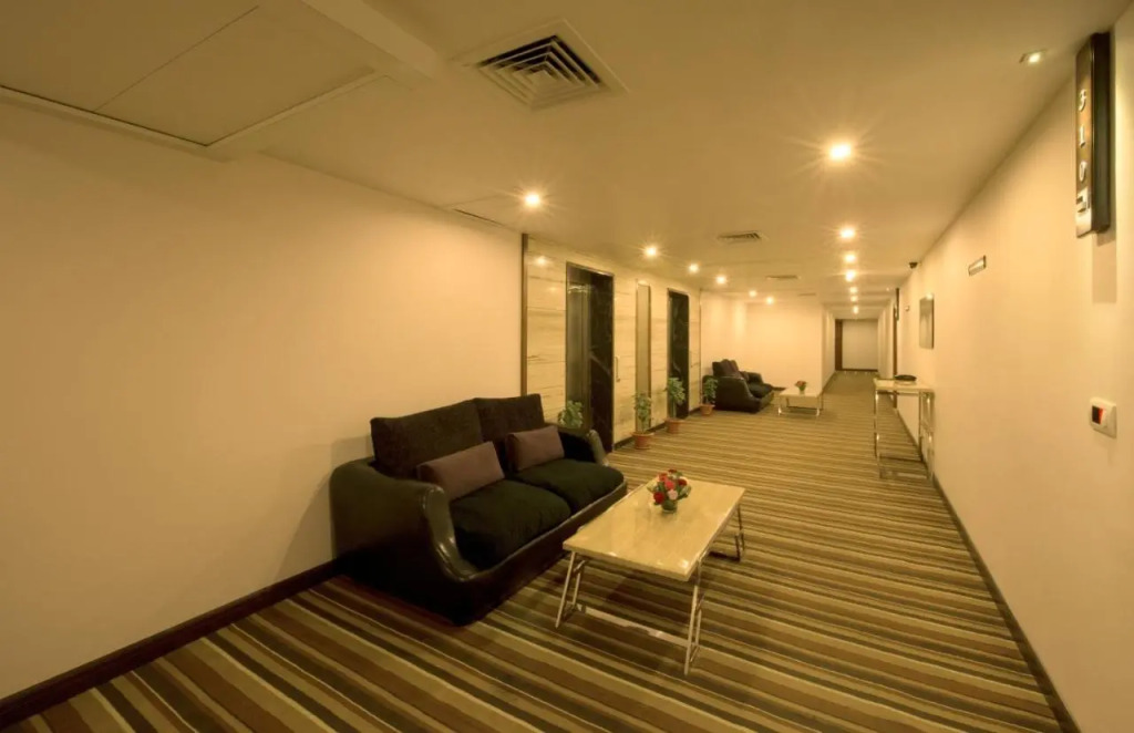 Hotel Sandys Tower