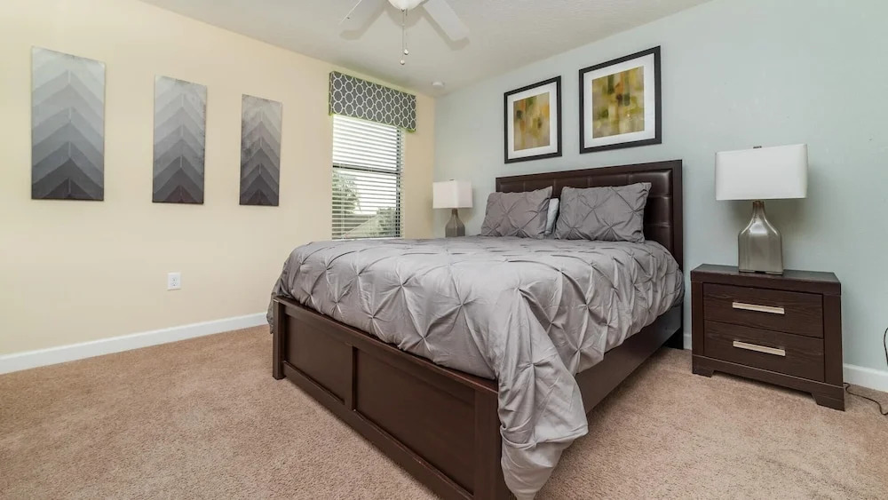 1506 Moon Valley Drive