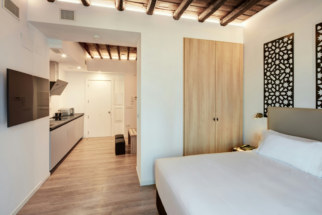 Sercotel Granada Suites