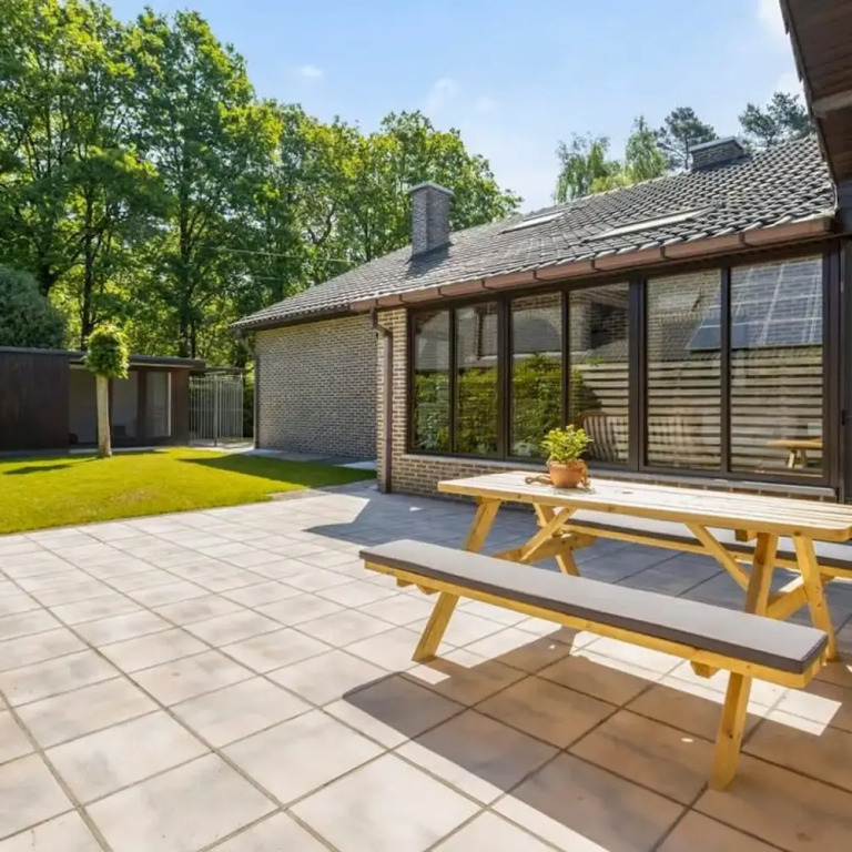 Holiday Home in the Greenery of Limburg
