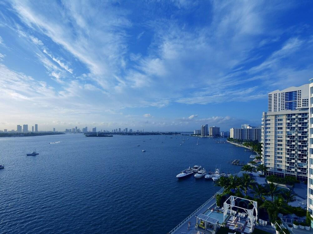 2 BR Mondrian Sleeps 4 - Miami Beach - SLV 9504