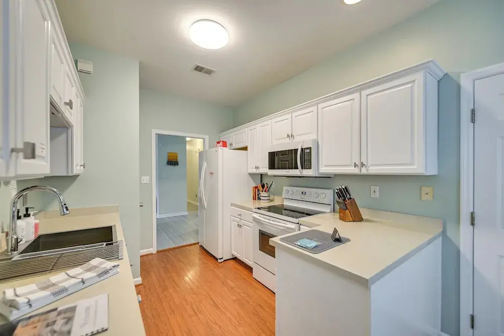 ~ 2 Mi From UK: Gorgeous Lexington Retreat!