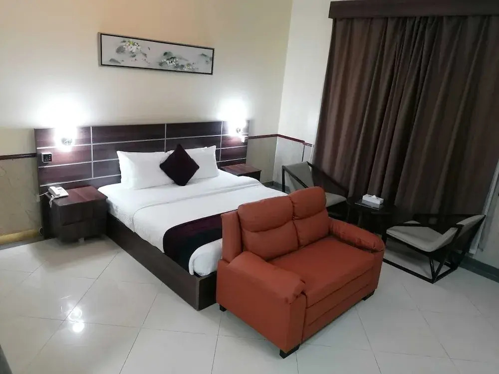 Great Wall Hotel