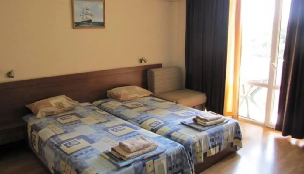 Paris Hotel
