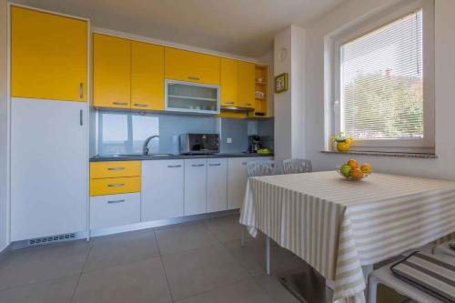 Apartments in Crikvenica 14043