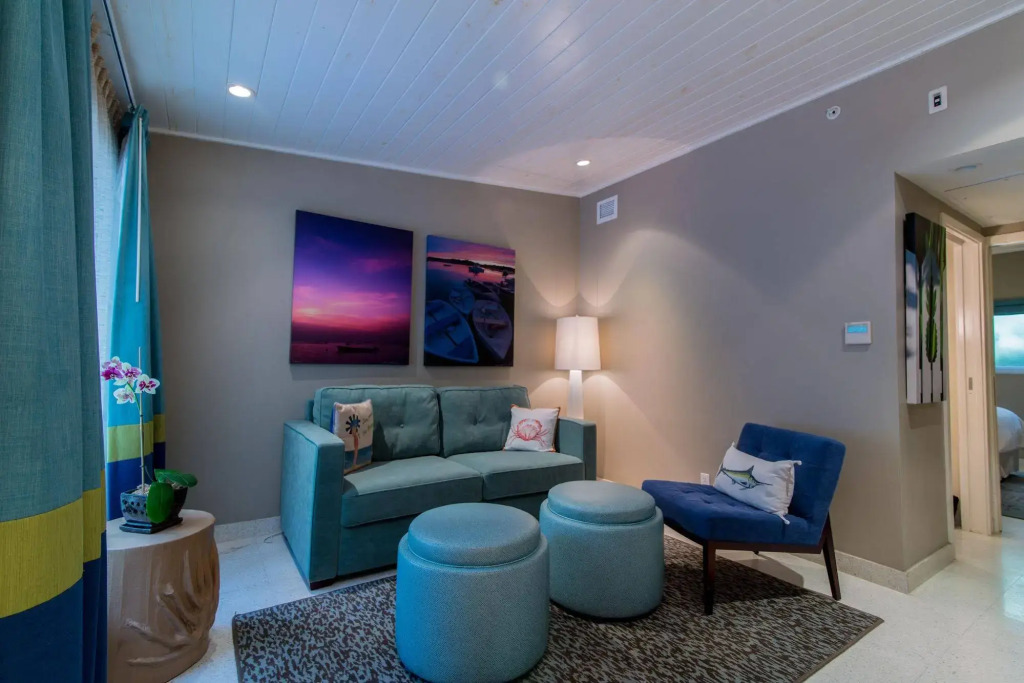 Orchid Key Inn