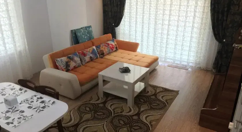 Riverstar Apartment