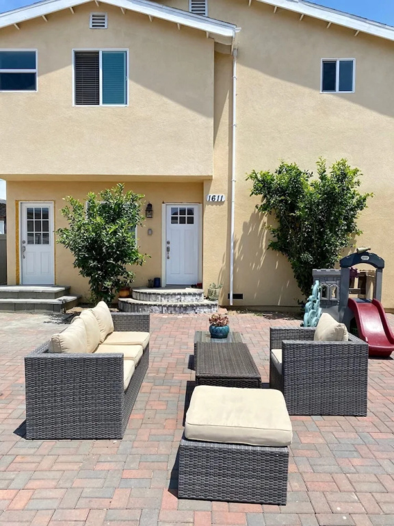Backyard Guest House
