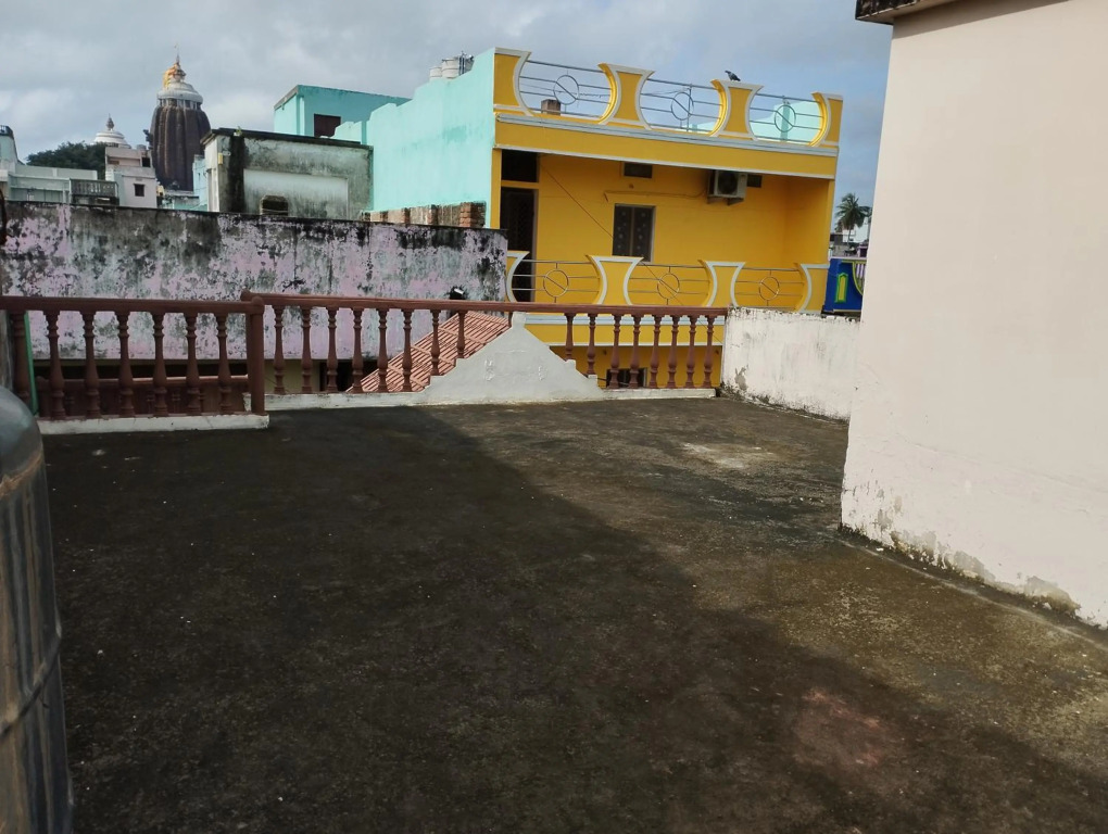 Divine view - 1 bhk AC - Swarna Bhavan