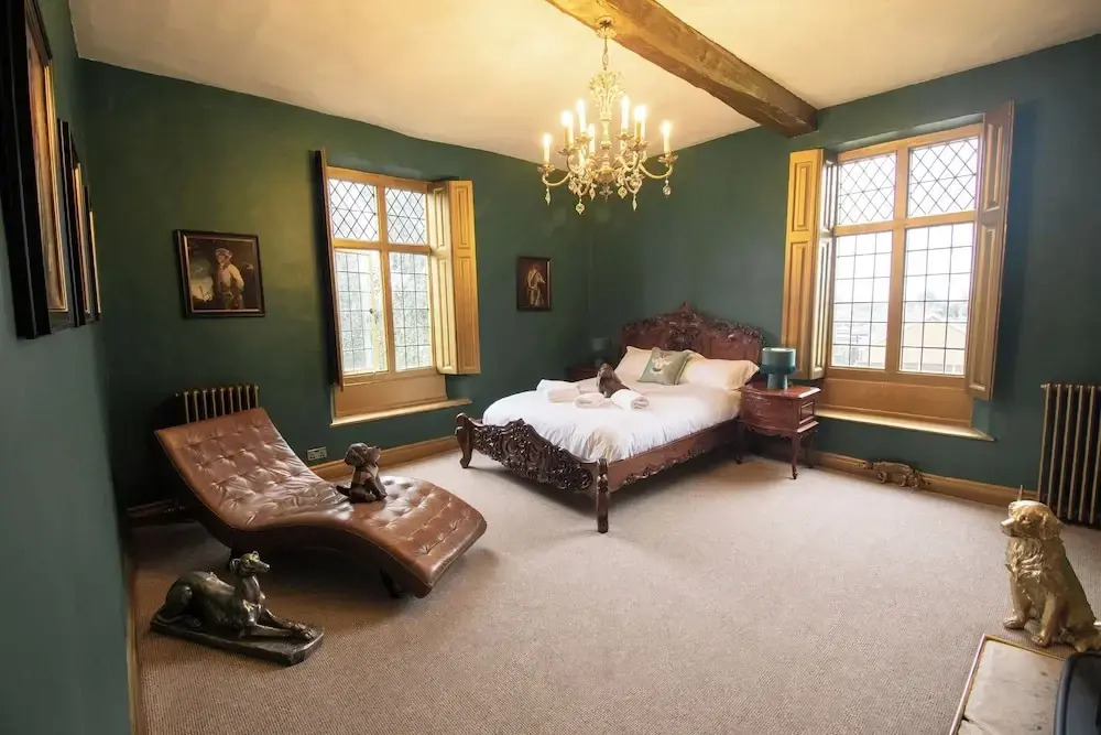 Manor Sun Retreat
