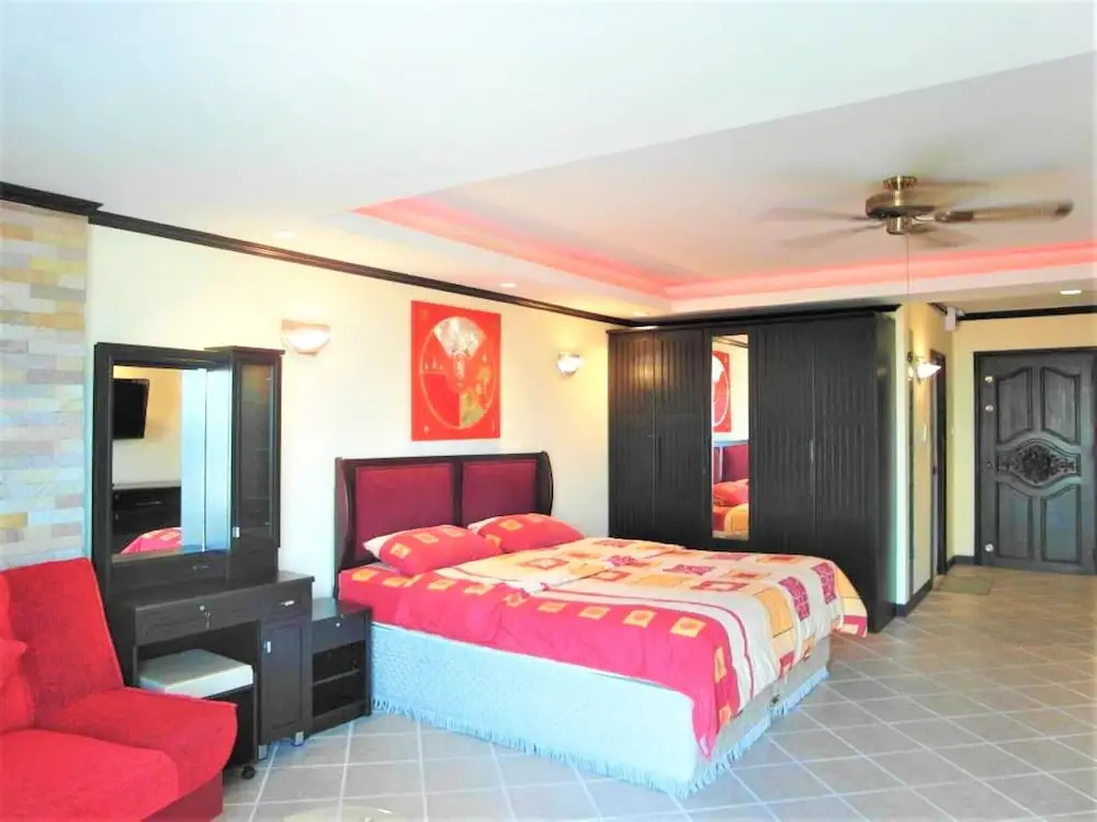 View Talay 2A 5th floor studio apartment with European style kitchen