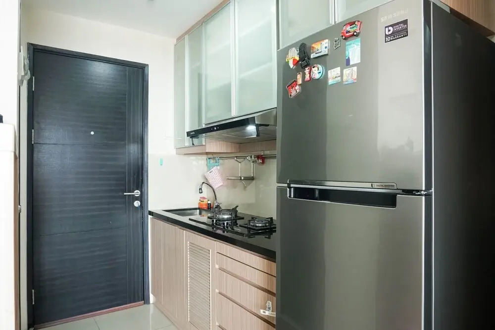 Contemporary Style & Family 2BR Apartment Belmont Residence Puri