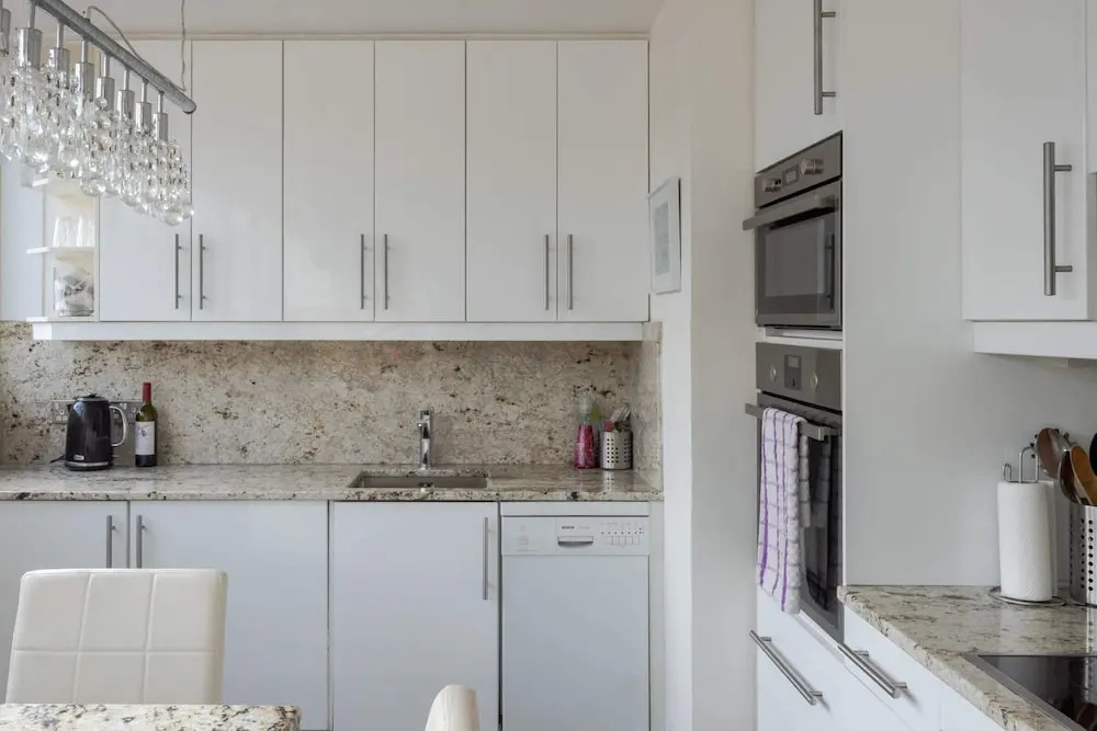 Fantastic Central 3 bed, 8 guests, Regent's Park and Oxford St by GuestReady