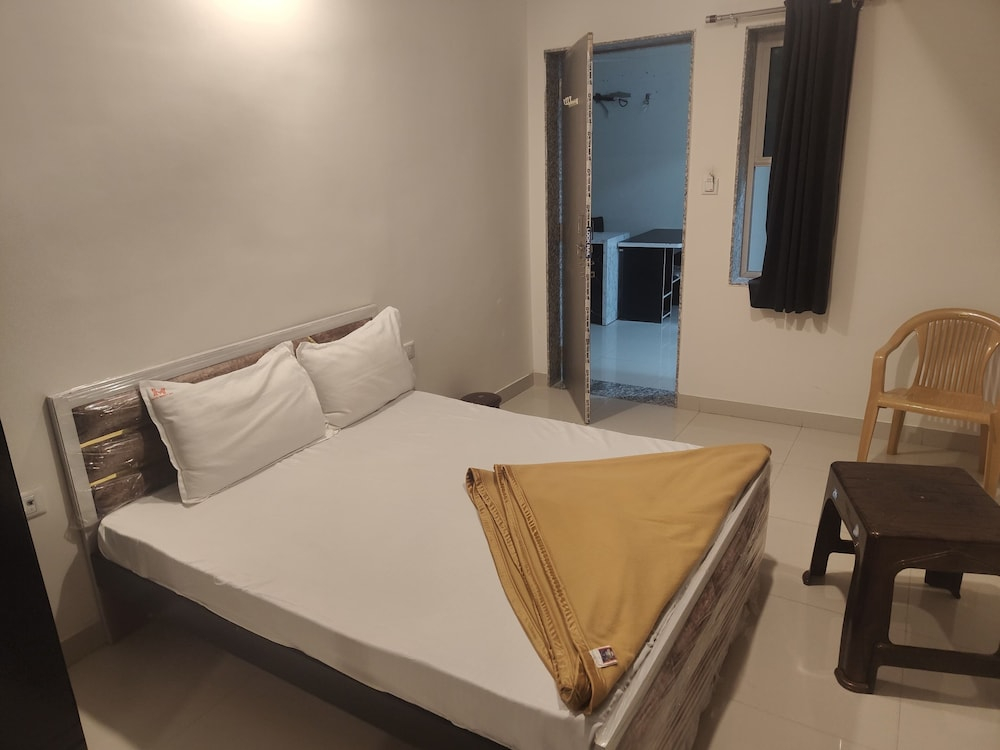 Hotel Maruti Inn