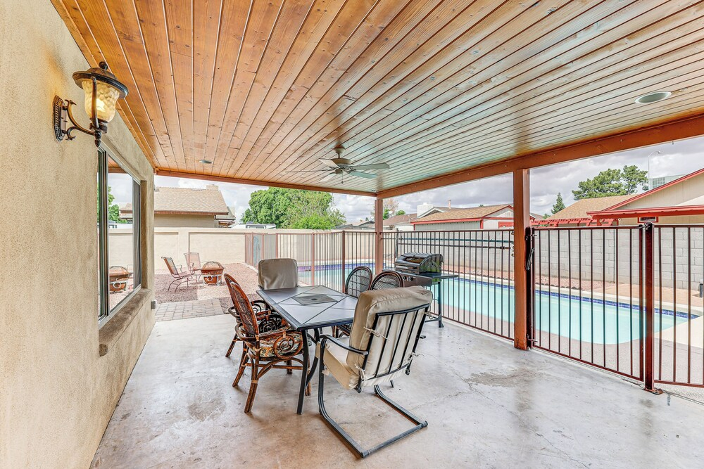 Private Pool & Patio: Home Near Mesa Arts Center!