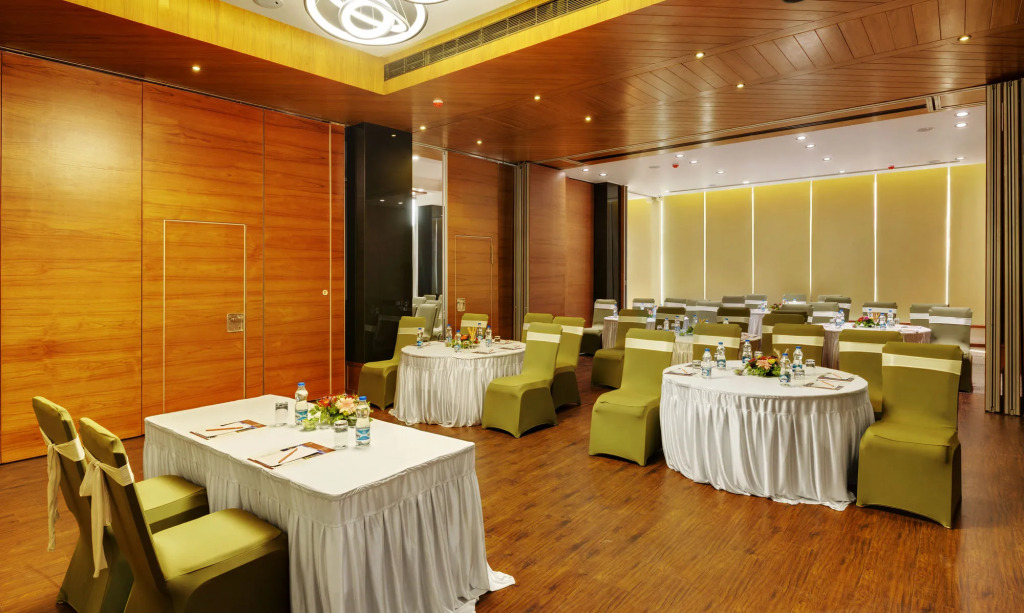 Hotel Suba Elite Vadodara