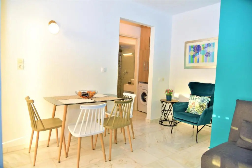 Emerald Apartment Halepa