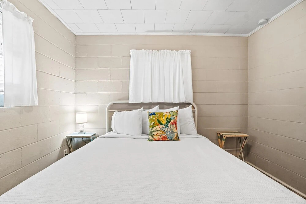 Beach House - The Dancing Dolphin By Panhandle Getaways