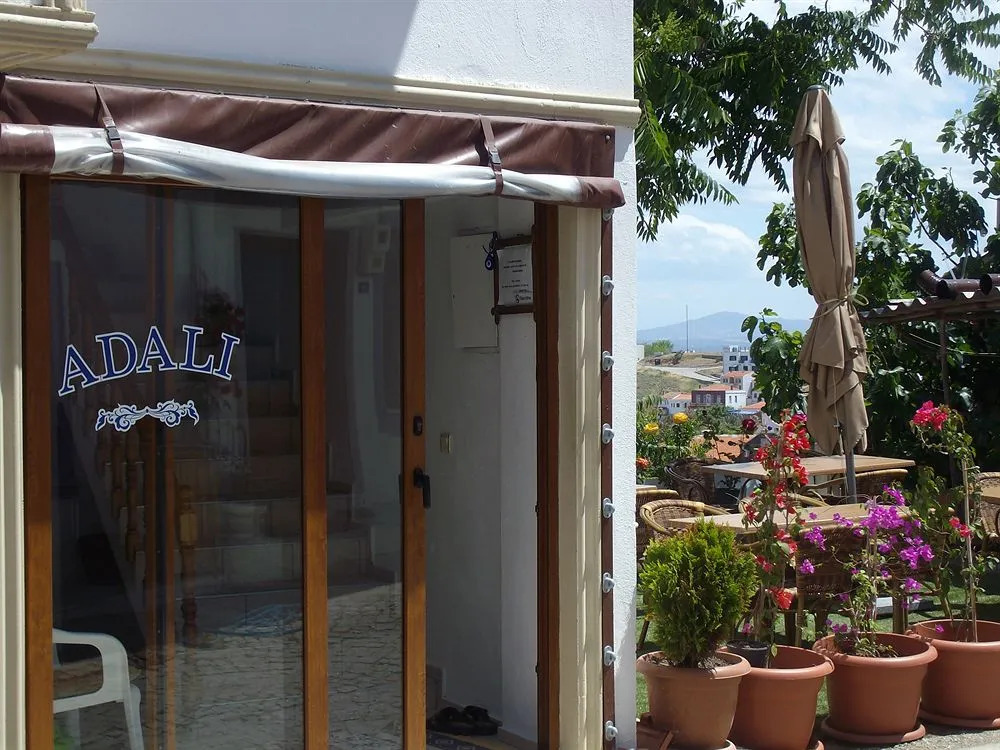 Adali Pansiyon