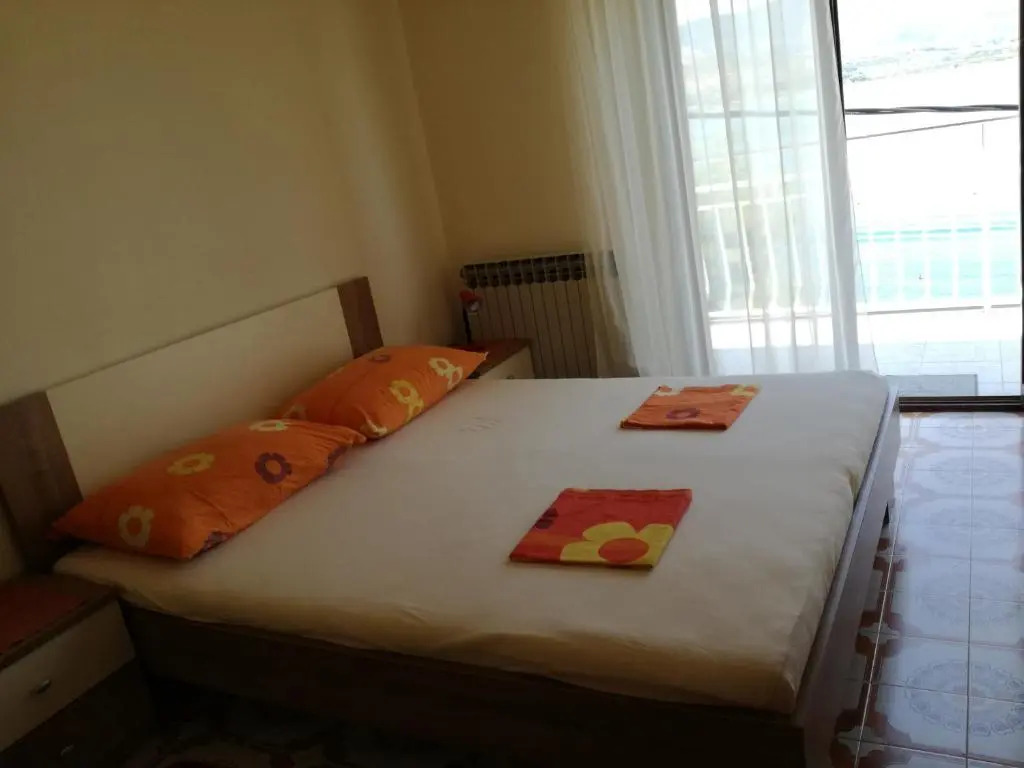 Apartments Dragan