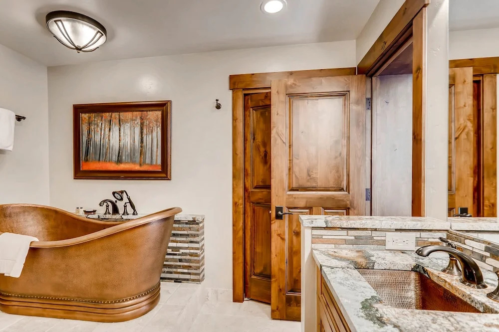 Centennial 4 Bedroom Condo Unit no. 29