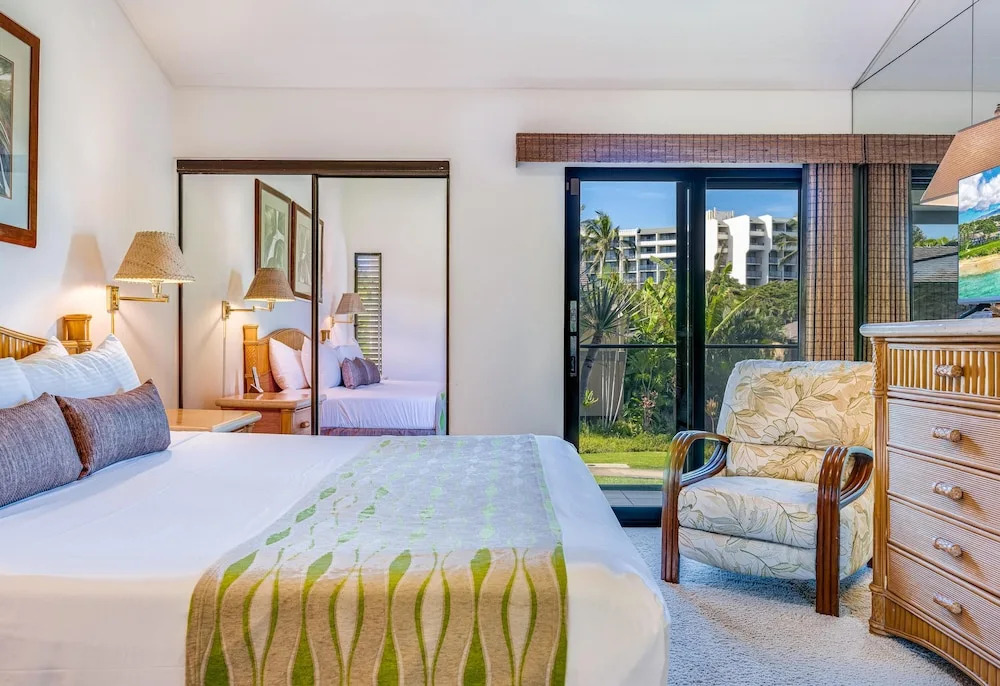 Wailea Elua #1404 by Ali'i Resorts