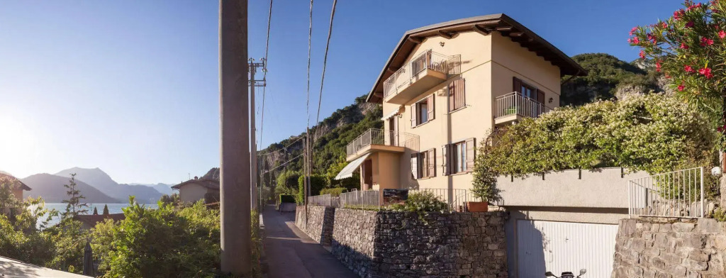 B&B-FORESTERIA Casa Della Musica Lake Como