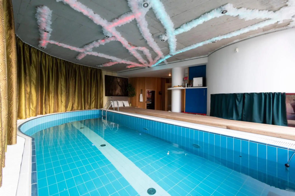 Wagner Stays - Bonni - Unique apartment with private pool, cinema, SPA