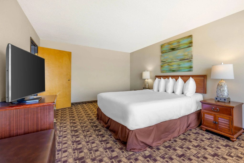 Newport Oceanfront Inn