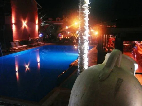 Othonas Apartments