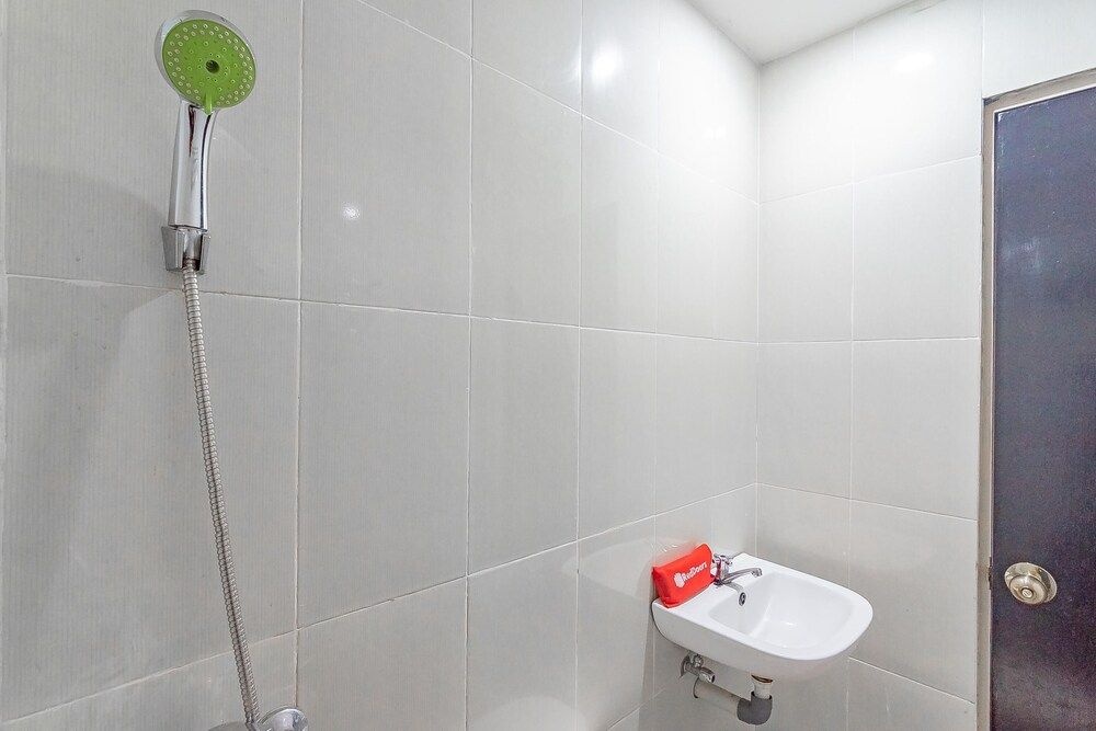 RedDoorz at Rajawali KM 5 Palangkaraya