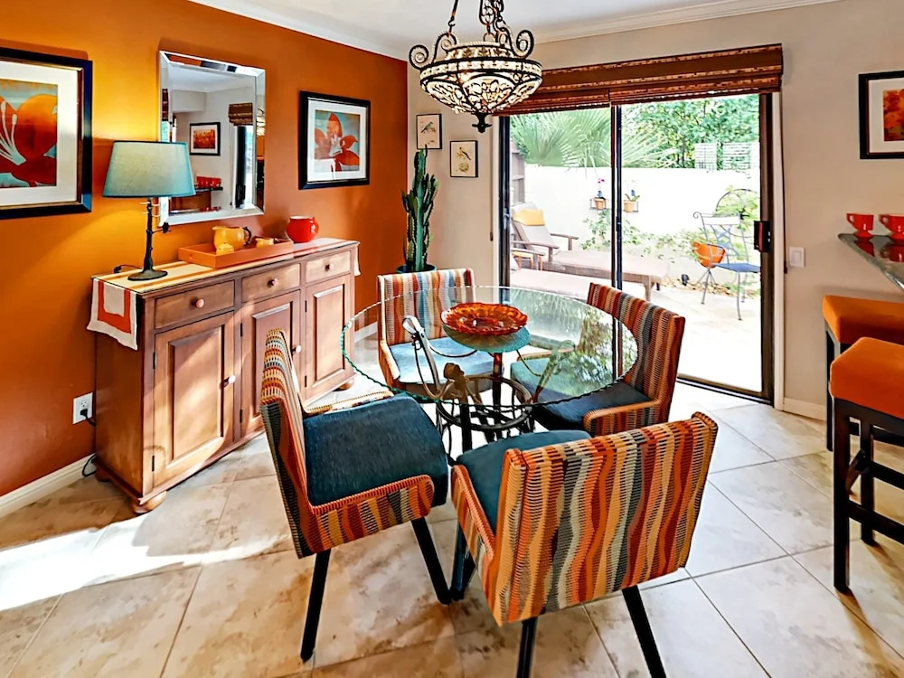 2BR Palm Springs Townhouse Hideaway by RedAwning