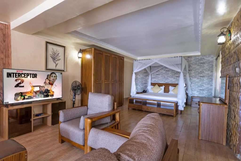 Nokras Riverine Hotel & Spa