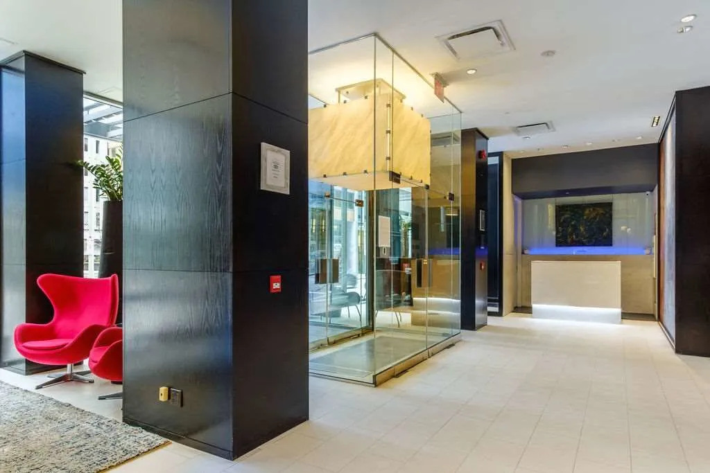 Arc The Hotel